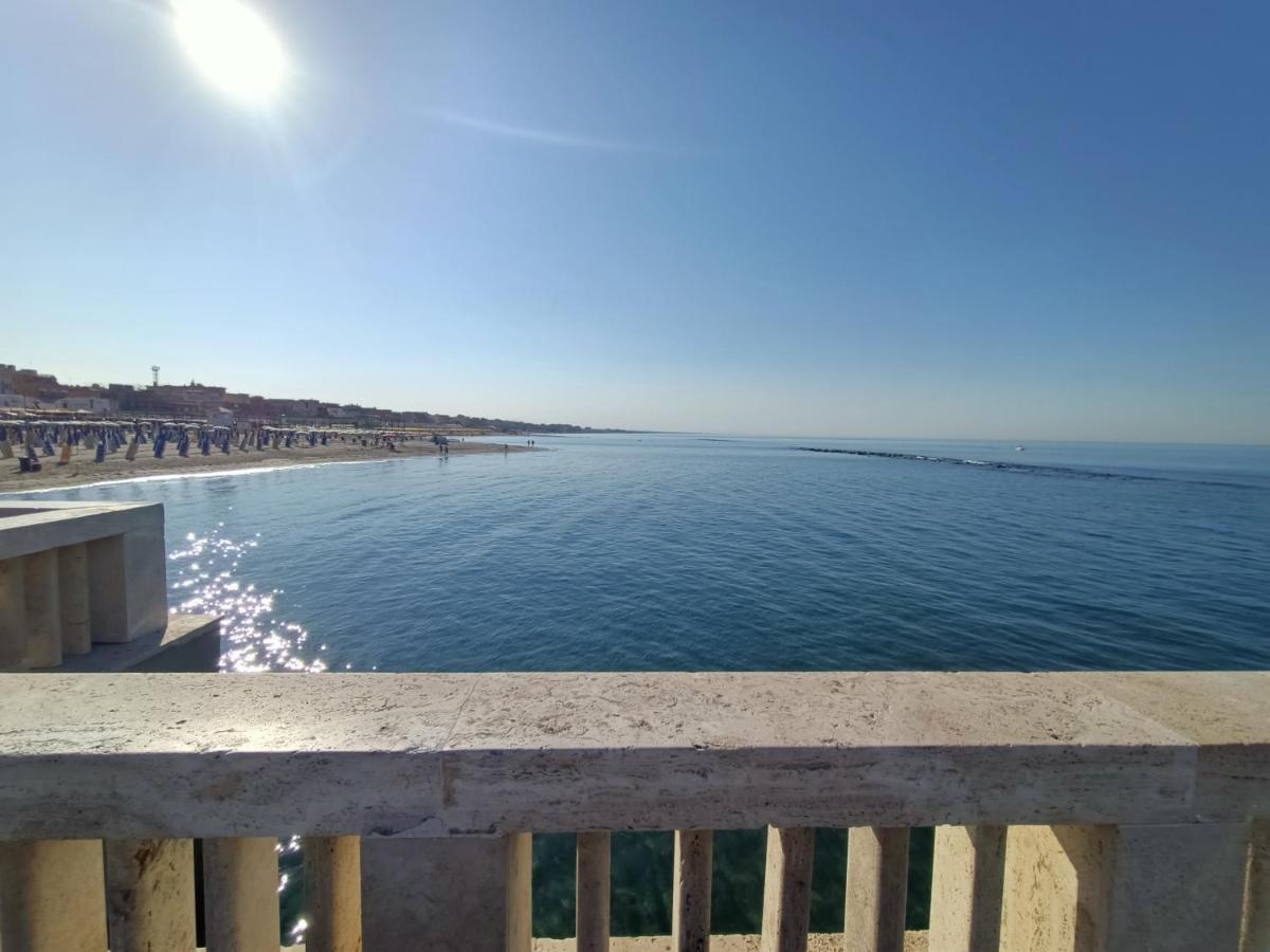 Come A Casa Pretty Apartment Ostia Buitenkant foto