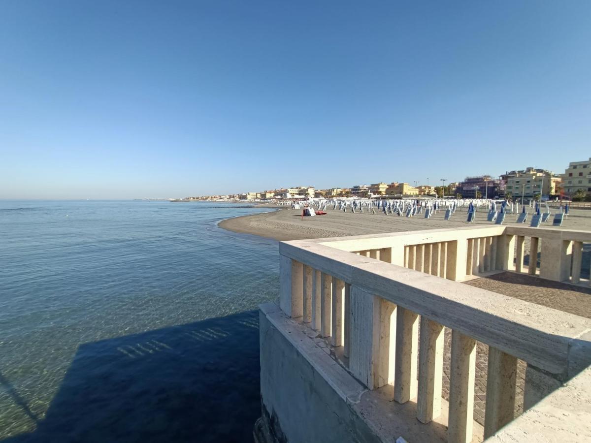 Come A Casa Pretty Apartment Ostia Buitenkant foto